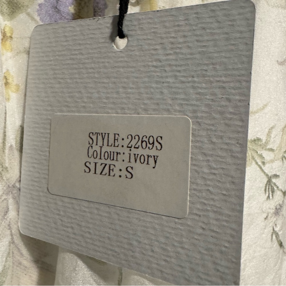 Tendenze Floral 100% Silk Top Size Small Defective - Picture 9 of 13